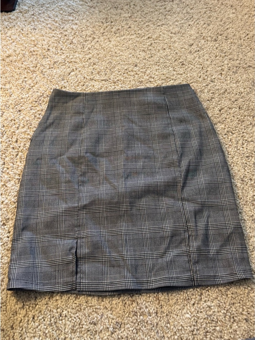 Windsor Black and Gray Plaid Skirt